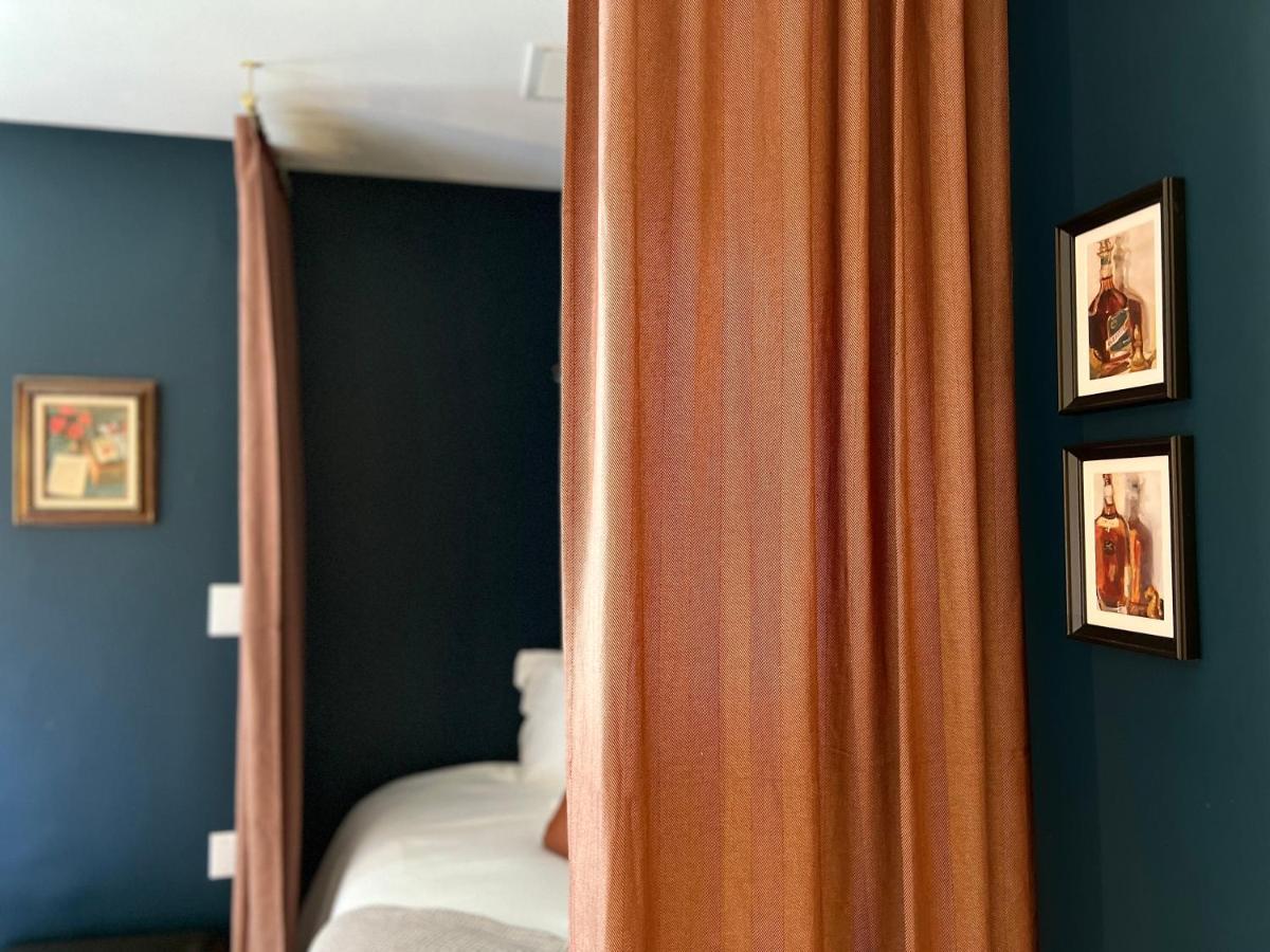Rose Hill Inn Versailles Eksteriør billede
